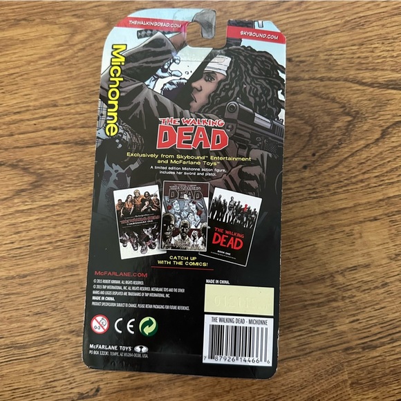 The Walking Dead Michonne plastic action Figurine & Accessories Fan Show Zombie - Picture 3 of 8